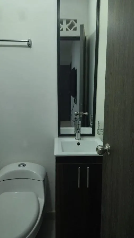 ميديلين Hola! Hotel Laureles 5*,  كولومبيا